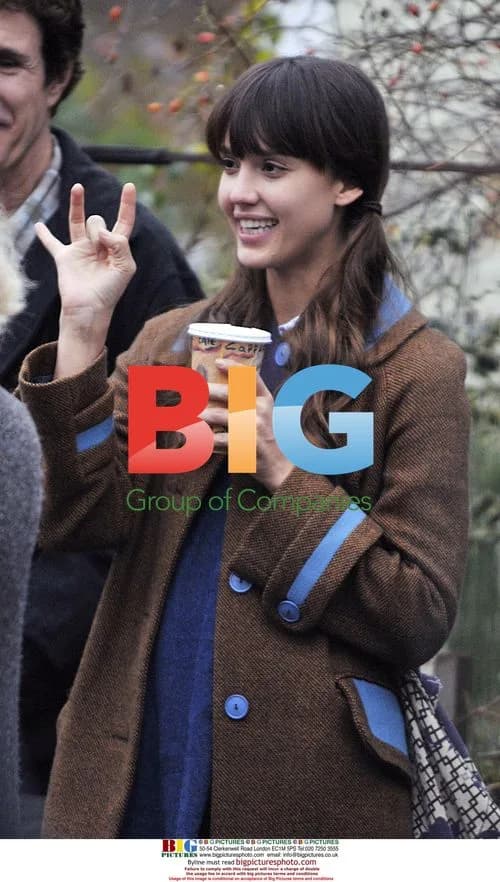 Jessica Alba on "An Invisible Sign of My Own" set