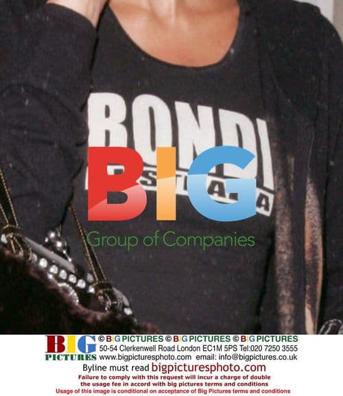 Paris Hilton leaves tanning salon