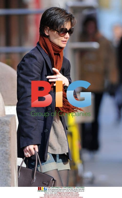 Katie Holmes braves fall weather in NYC