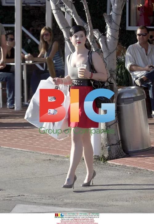Kelly Osbourne Shopping with Friend
