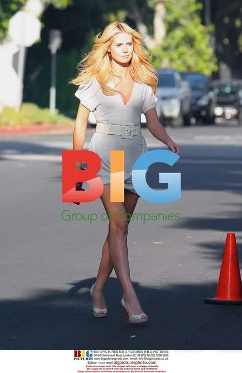 Heidi Klum Shoots Commercial with Dog in Bentley