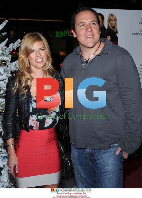 Jon Favreau and wife Joya at 'Four Christmases' premiere