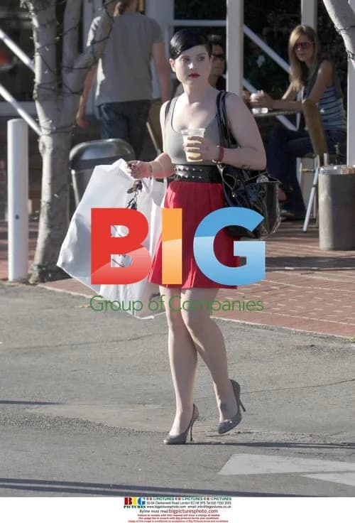 Kelly Osbourne and Friend Leave Fred Segal