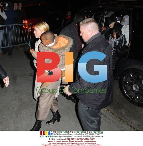 Madonna with Lourdes and David at Kabbalah Center