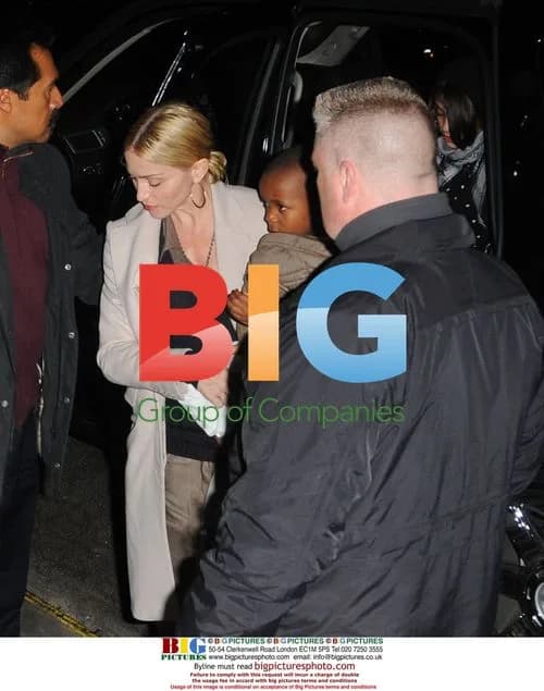 Madonna with children at Kabbalah Center