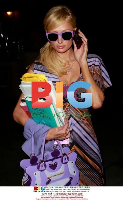 Paris Hilton at Marie Nails Salon