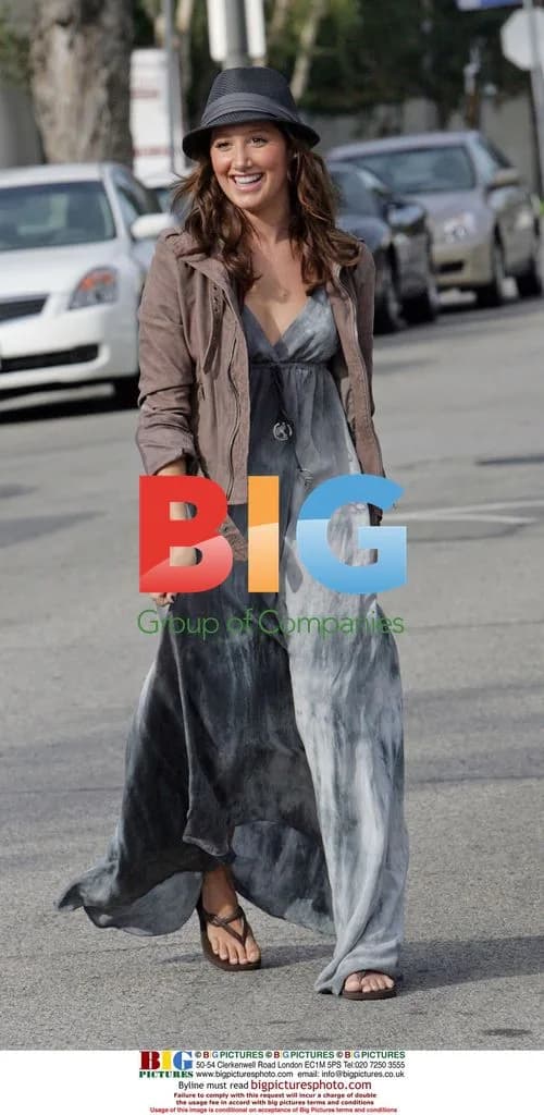 Ashley Tisdale Arrives at Nokia Theatre