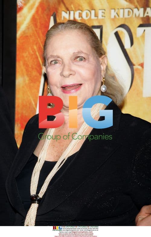 Lauren Bacall at "Australia" premiere