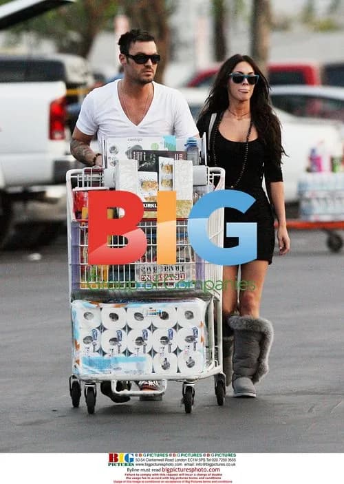 Megan Fox and Brian Austin Green Shopping