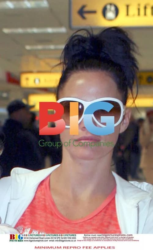 Katie Price, Peter Andre, and daughter return from holiday
