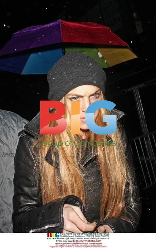 Lindsay Lohan and Samantha Ronson leave Foxtail club