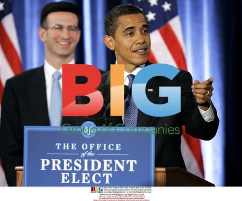 Obama introduces OMB team