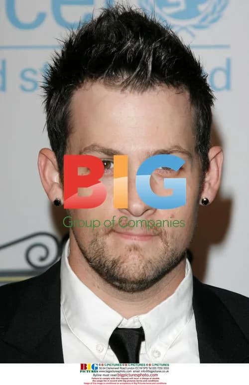 Joel Madden at 2008 UNICEF Snowflake Lighting