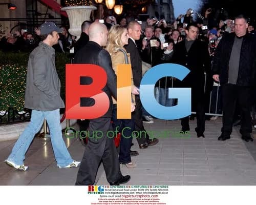 Britney Spears Greets Fans in Paris