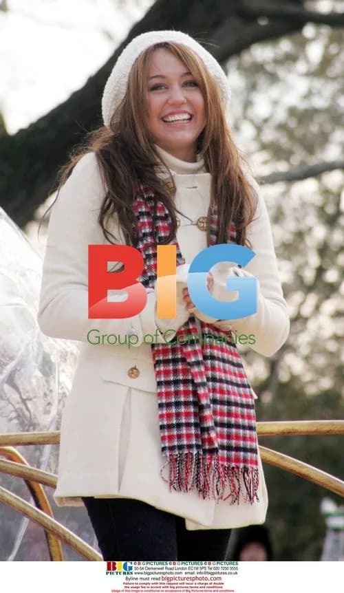 Miley Cyrus at Macy's Thanksgiving Day Parade