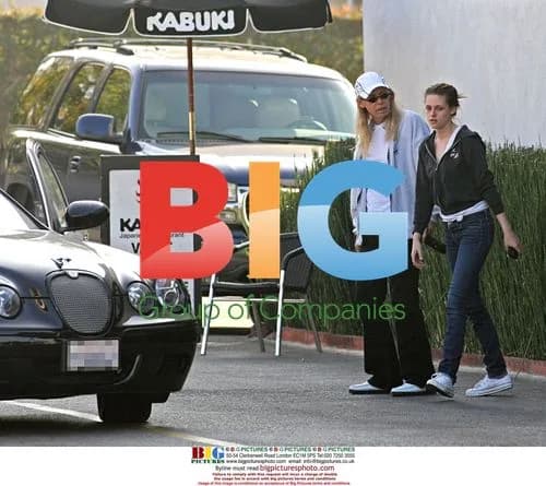 Kristen Stewart with Dad at Sushi Restaurant