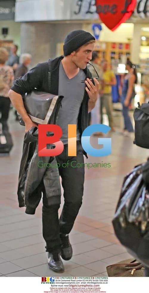 Twilight Cast at LAX