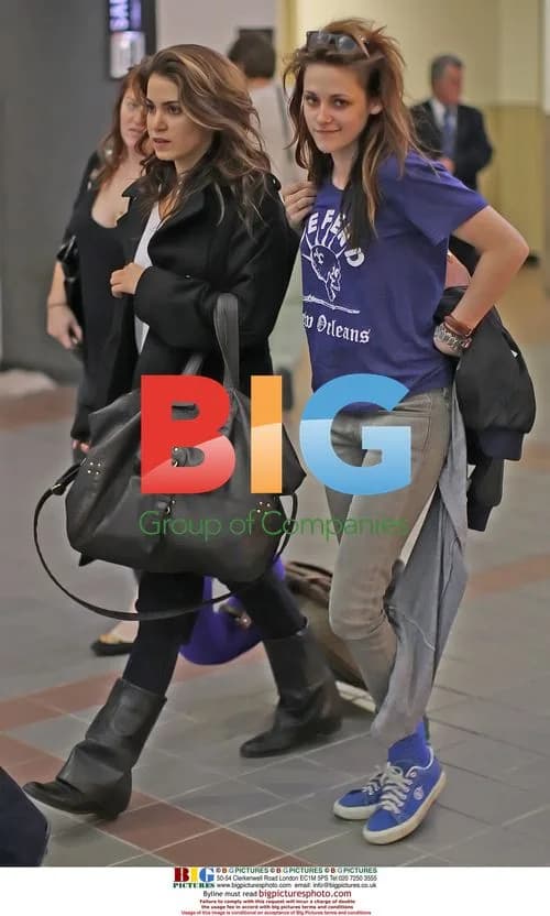 Kristen, Robert and Nikki at LAX