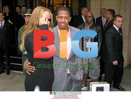 Mariah Carey and Nick Cannon arrive at London hotel