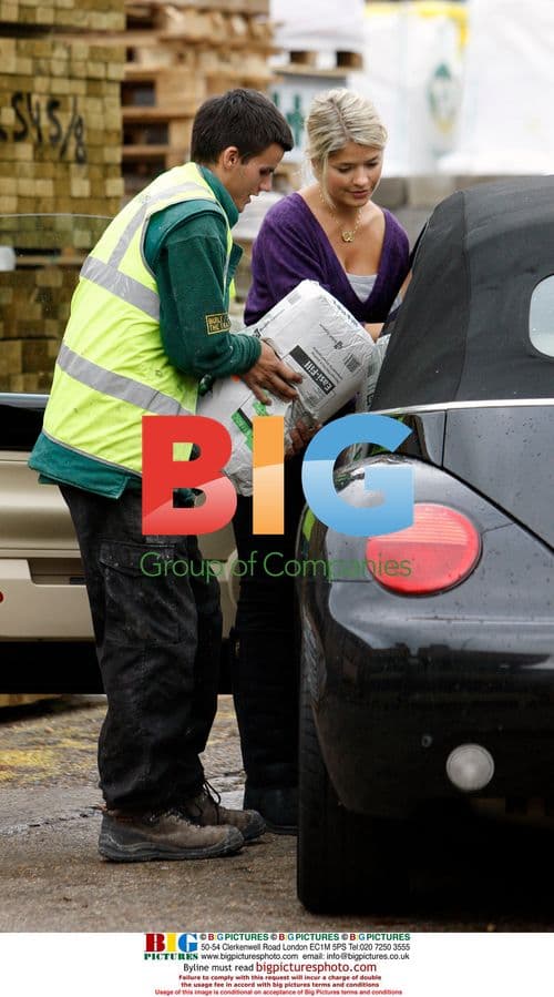 Holly Willoughby shopping for home decor