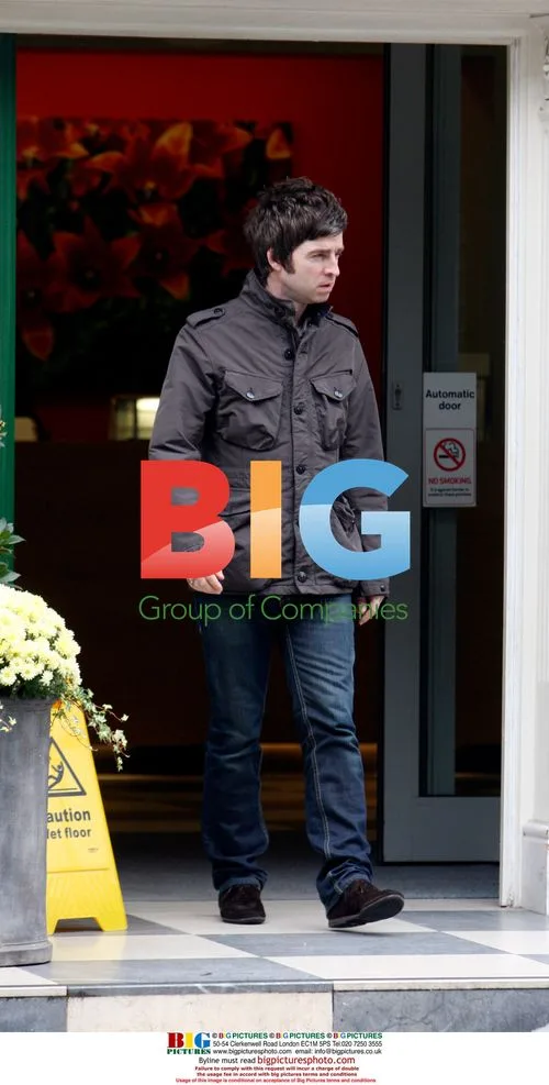 Noel Gallagher visits London Clinic
