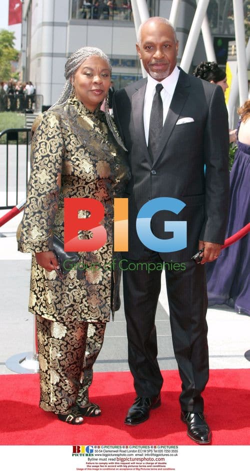 James Pickens Jr. and wife at 2008 Emmy Awards