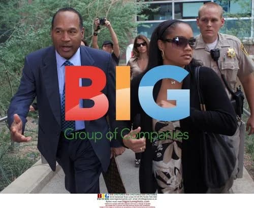 O.J. Simpson arrives for closing arguments