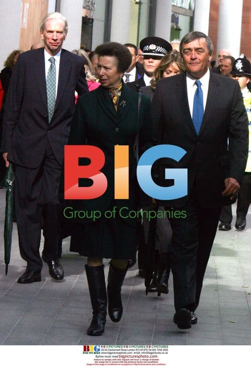 Princess Anne opens Liverpool One development