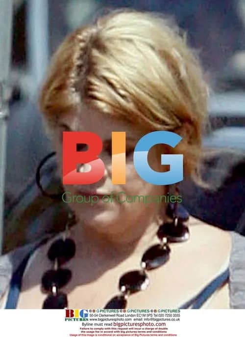 Kirstie Alley shops for flowers in LA