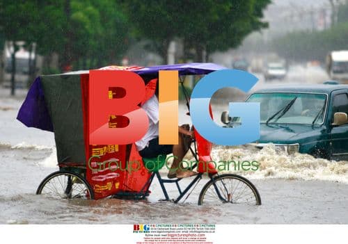 Heavy rain in Jinjiang city, China