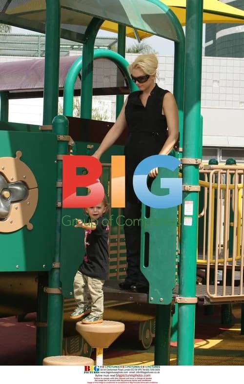 Gwen Stefani and Family at Park