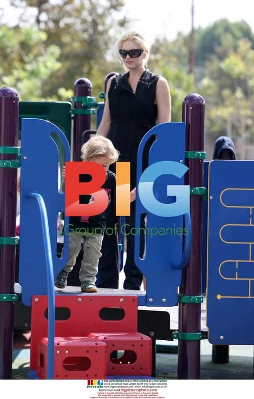 Gwen Stefani and Family at Park