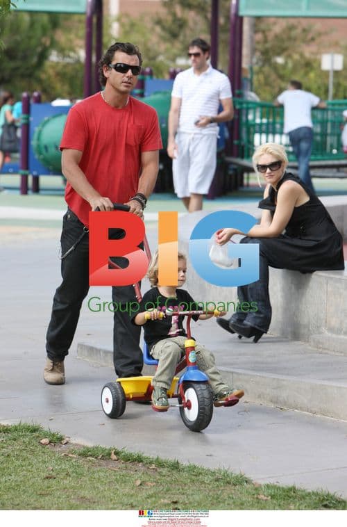 Gwen Stefani and family at the park