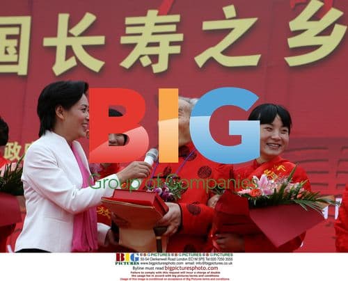 Oldest Chinese man, 121 years old