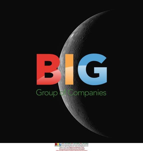 Messenger Spacecraft Flies By Mercury