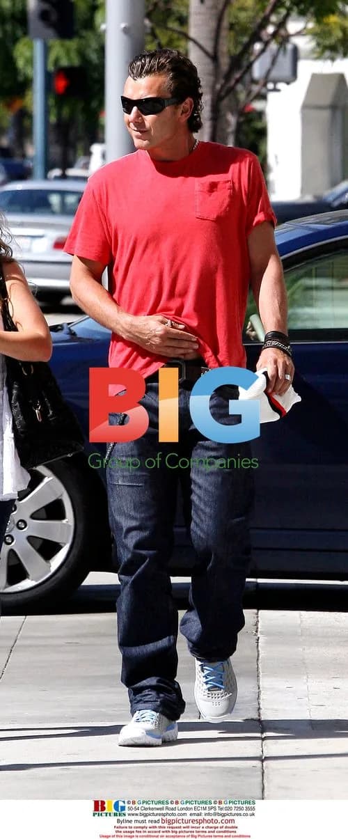 Gavin Rossdale strolls in Beverly Hills