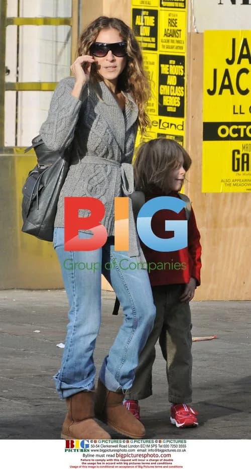Sarah Jessica Parker and Son Walk to School