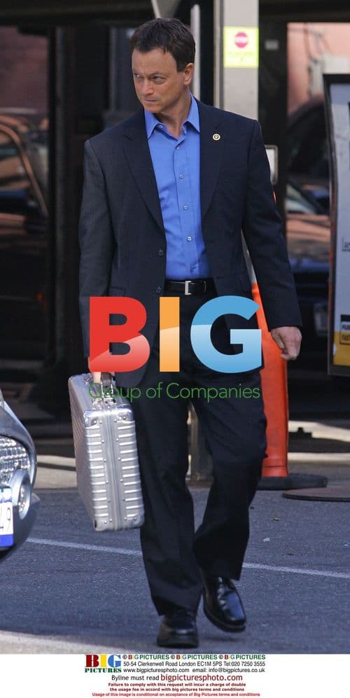 Gary Sinise and Scott Wolf film for CSI: NY