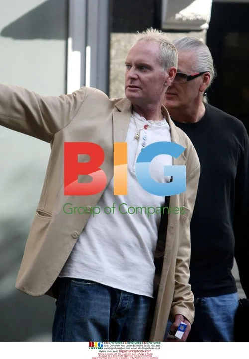 Paul Gascoigne visits Princess Grace Hospital