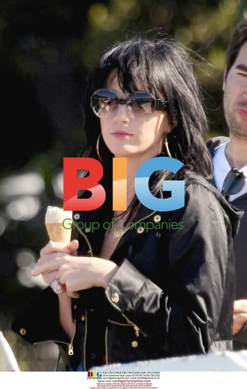 Katy Perry Boat Ride and Ice Cream in Sydney
