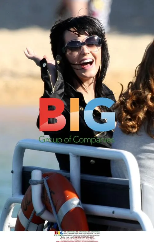 Katy Perry Enjoys Boat Ride
