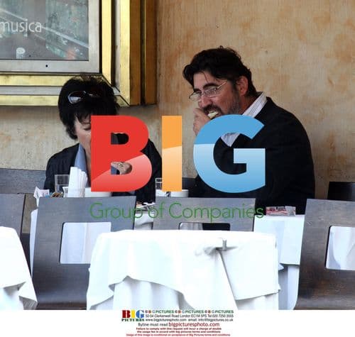 Alfred Molina and wife Jill Gascoine in Rome