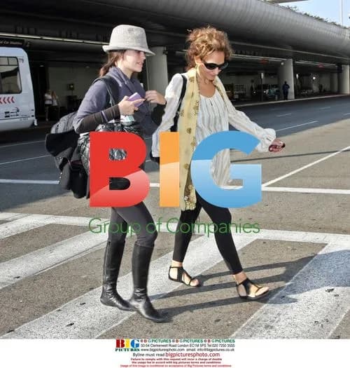 Rachel Bilson arrives at LAX