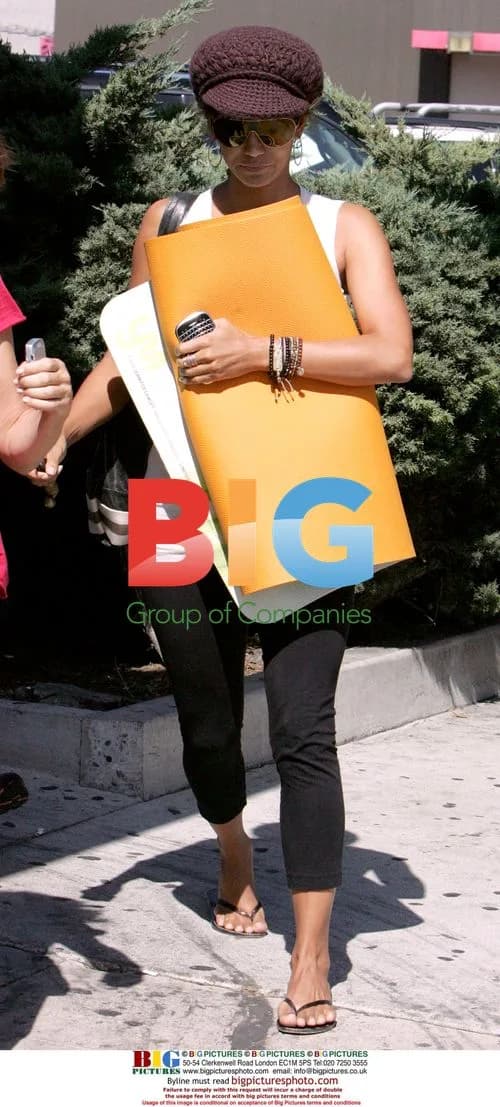 Halle Berry Leaving Yoga Lesson