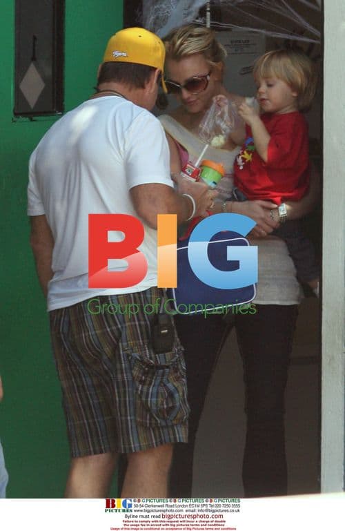 Britney Spears picks up son Jayden James