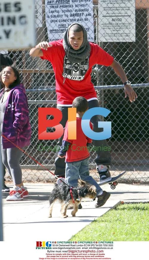 Chris Brown Skateboarding on Video Set