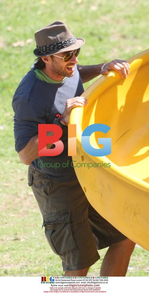 Hugh Jackman and family at Bronte Beach