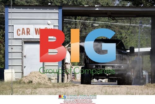 Casey Aldridge washes truck given by Jamie Lynn Spears