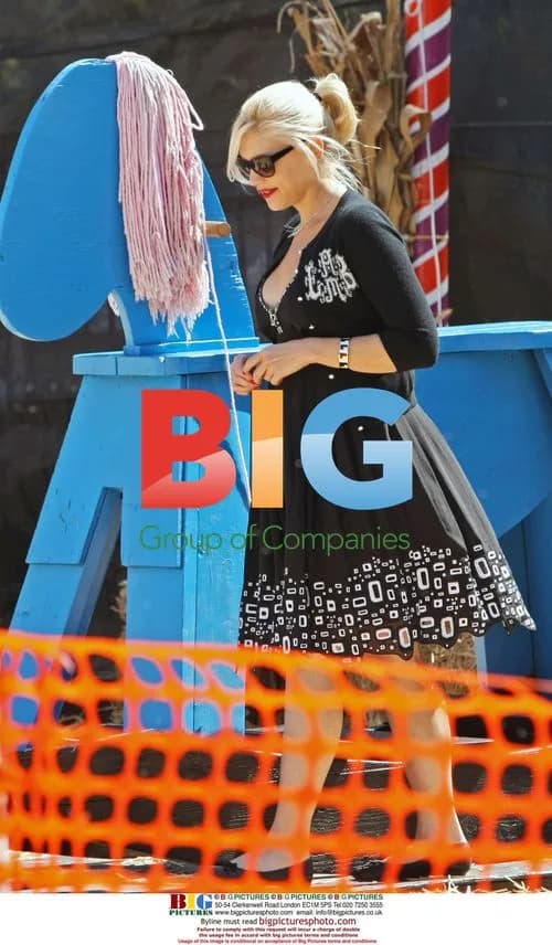 Gwen Stefani & Family at Mr. Bones Pumpkin Patch
