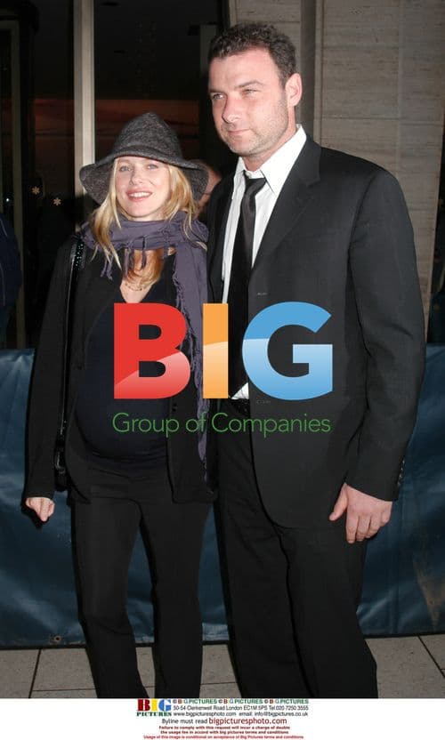 Liev Schreiber and Naomi Watts at "The Wrestler" premiere